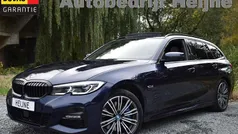 Blauw Gebruikt 2021 BMW 330e Executive Stationwagen | € 33.745 (Eerlijke prijs)