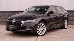 Zwart Gebruikt 2021 Skoda Octavia Business Line Stationwagen | € 21.900 (Eerlijke prijs)