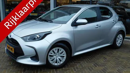Occasion 2023 Toyota Yaris Hybrid Active Hatchback | € 21.750 (Eerlijke prijs)