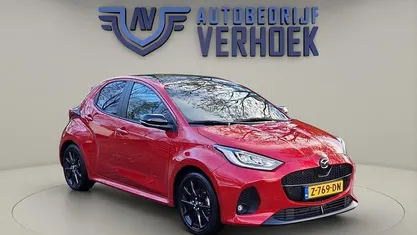 Occasion Toyota Yaris Executive 116 PK (85 kW) 2024 Rood Hatchback