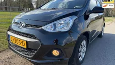 Zwart Gebruikt 2017 Hyundai i10 Comfort Hatchback | € 8.950 (Eerlijke prijs)