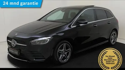 Zwart Occasion 2024 Mercedes B250e AMG line MPV | € 39.945 (Eerlijke prijs)