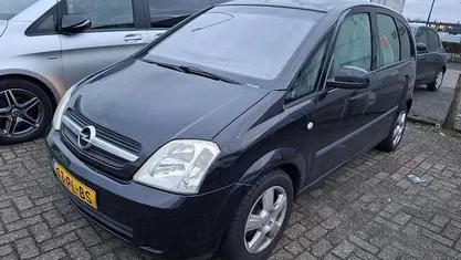 Occasion 2004 Opel Meriva Cosmo MPV | € 999 (Goede deal)