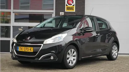 Occasion 2018 Peugeot 208 Hatchback | € 8.950 (Eerlijke prijs)