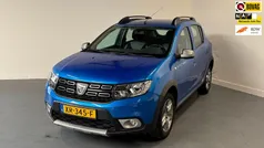 Blauw Gebruikt 2016 Dacia Sandero Lauréate Hatchback | € 8.545 (Eerlijke prijs)