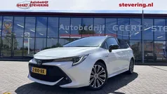 Wit Gebruikt 2019 Toyota Corolla Stationwagen | € 21.745 (Eerlijke prijs)