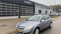 Grijs Gebruikt 2008 Opel Astra Hatchback | € 750 (Eerlijke prijs)