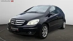 Zwart Gebruikt 2005 Mercedes B200 MPV | € 3.250 (Eerlijke prijs)