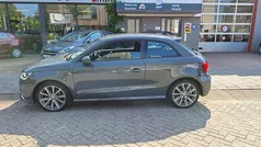 Grijs, metallic lak Gebruikt 2018 Audi A1 S-Line Hatchback | € 12.450 (Eerlijke prijs)