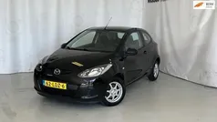 Zwart Gebruikt 2010 Mazda 2 Hatchback | € 2.799 (Eerlijke prijs)