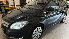 Gebruikt 2017 Mercedes B250e Edition MPV | € 8.749 (Super prijs)