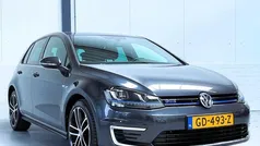 Grijs, metallic lak Gebruikt 2015 VW Golf VII GTE Hatchback | € 11.950 (Goede deal)
