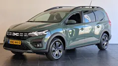 Grijs Nieuw 2025 Dacia Jogger Expression MPV | € 31.095 (Eerlijke prijs)