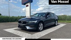 Blauw Gebruikt 2021 Volvo V60 Core Stationwagen | € 27.940 (Goede deal)