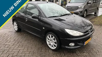 Occasion Peugeot 206 Forever 75 PK (55 kW) 2007 Zwart Hatchback