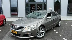 Bruin Gebruikt 2009 VW CC Sedan | € 6.950 (Eerlijke prijs)