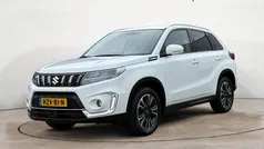 Gebruikt 2021 Suzuki Vitara Style SUV | € 22.695 (Eerlijke prijs)