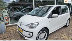 Wit Gebruikt 2014 VW up! high up! Hatchback | € 6.950 (Eerlijke prijs)
