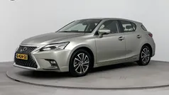 Gebruikt 2019 Lexus CT200h Hatchback | € 22.900 (Eerlijke prijs)