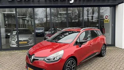 Occasion Renault Clio GrandTour Dynamique 90 PK (66 kW) 2015 Rood Stationwagen