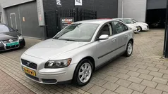 Gebruikt 2004 Volvo S40 Sedan | € 2.999 (Eerlijke prijs)