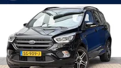 Gebruikt 2018 Ford Kuga ST-Line SUV | € 15.890 (Eerlijke prijs)