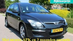 Zwart Gebruikt 2010 Hyundai i30 Active Stationwagen | € 4.250 (Eerlijke prijs)