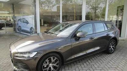 Occasion 2024 Volvo V60 Stationwagen | € 36.950 (Super prijs)