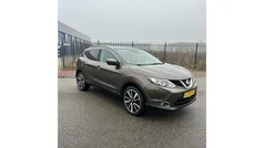 Bruin Gebruikt 2015 Nissan Qashqai 360º SUV | € 12.250 (Eerlijke prijs)