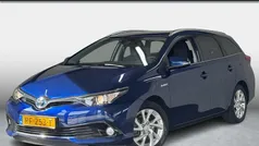 Toyota Auris Hybrid