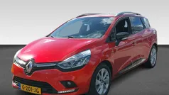 Rood metallic Gebruikt 2018 Renault Clio GrandTour Intens Stationwagen | € 11.730 (Eerlijke prijs)