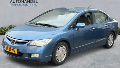 Blauw (metallic) Gebruikt 2006 Honda Civic Hybrid Sedan | € 3.750 (Eerlijke prijs)