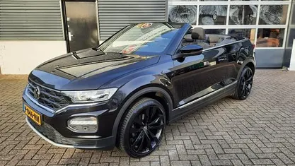 Gebruikt 2021 VW T-Roc Cabriolet Style Cabriolet | € 20.850 (Goede deal)