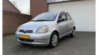 Occasion 2002 Toyota Yaris Luna Hatchback | € 1.150 (Eerlijke prijs)