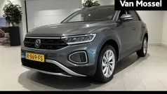 Grijs Gebruikt 2022 VW T-Roc Pro SUV | € 21.900 (Eerlijke prijs)