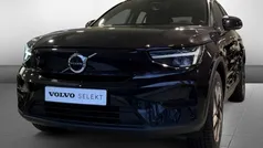 Zwart Gebruikt 2023 Volvo XC40 Plus SUV | € 44.995 (Eerlijke prijs)