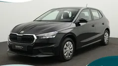 Zwart Gebruikt 2024 Skoda Fabia Ambition Hatchback | € 17.400 (Goede deal)