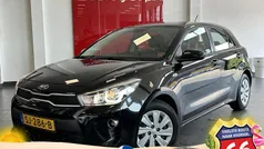 Zwart Gebruikt 2018 Kia Rio Hatchback | € 11.950 (Eerlijke prijs)
