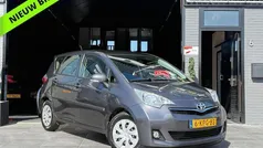 Grijs Gebruikt 2013 Toyota Verso-S MPV | € 8.000 (Eerlijke prijs)