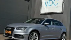 Grijs Gebruikt 2015 Audi A3 Sportback Attraction Hatchback | € 12.750 (Eerlijke prijs)