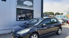Zwart Gebruikt 2007 Peugeot 307 Premium Hatchback | € 699 (Super prijs)