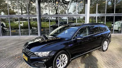Gebruikt 2022 VW Passat Business Stationwagen | € 24.950 (Eerlijke prijs)