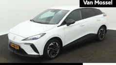 Wit Gebruikt 2023 MG MG4 EV Comfort Hatchback | € 20.999 (Goede deal)