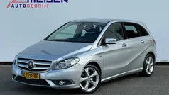 Grijs Gebruikt 2012 Mercedes B180 Ambition MPV | € 11.980 (Eerlijke prijs)
