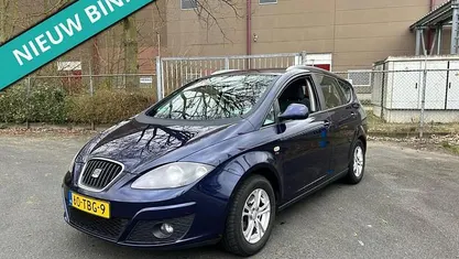Blauw, metallic lak Gebruikt 2012 Seat Altea XL Ecomotive MPV | € 3.799 (Eerlijke prijs)