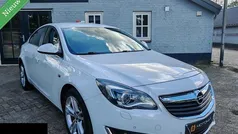 Wit Gebruikt 2015 Opel Insignia Business Hatchback | € 7.995 (Goede deal)