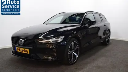 Occasion 2023 Volvo V60 Plus Stationwagen | € 34.850 (Eerlijke prijs)