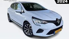 Gebruikt 2021 Renault Clio V Zen Hatchback | € 14.890 (Eerlijke prijs)