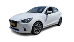 Wit Gebruikt 2018 Mazda 2 Dynamic Hatchback | € 12.245 (Eerlijke prijs)