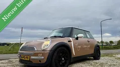 Gebruikt 2004 Mini Cooper Pepper Hatchback | € 1.495 (Eerlijke prijs)